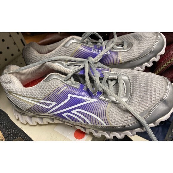 Women's Size 8.5 Reebok Women's Ziglite Running Shoes Zignano - Picture 2 of 4